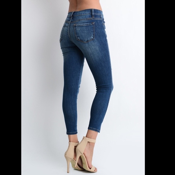 🌈 KanCan Destroyed Skinny Jeans - Picture 3 of 6